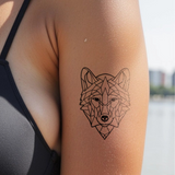 Grote geometrische wolf Tatoeage