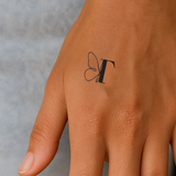 Vlinder met initialen tatoeage (A-Z)