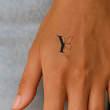 Vlinder met initialen tatoeage (A-Z)