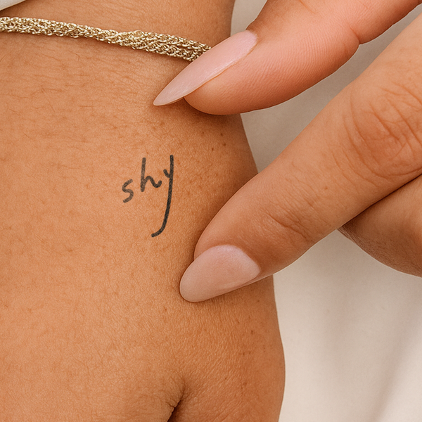Shy Tatoeage