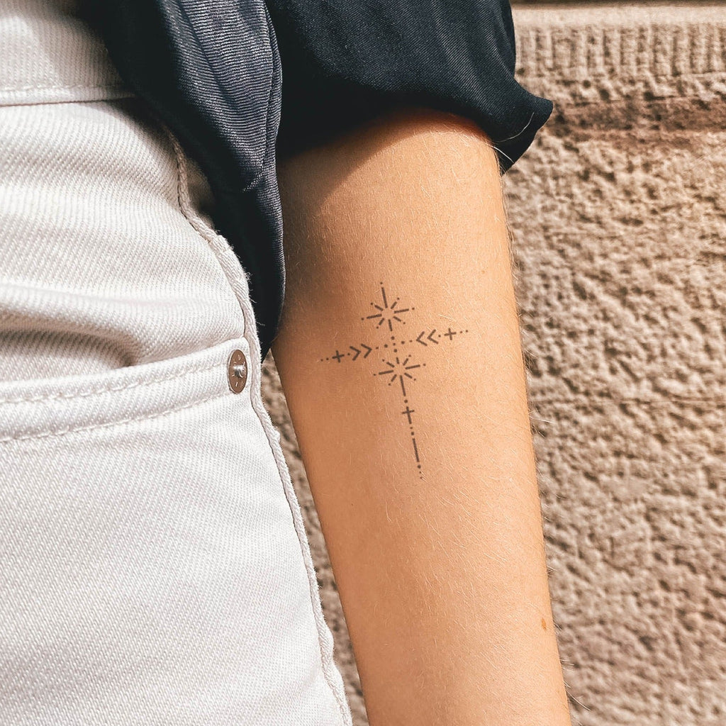 Dimond💎 🔻 🔻 🔻 🔺 🔺 🔺 . . . #dimond_tattoo #line_tattoo #shone_tattoo  #best_tattoo #line_shade_tattoo #body_tattoo #g... | Instagram